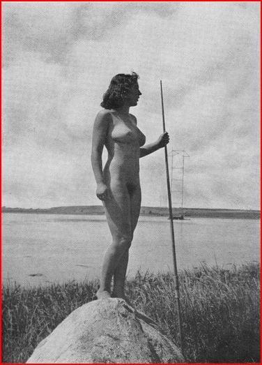 25P Naked people of vintage photos Vol. 20