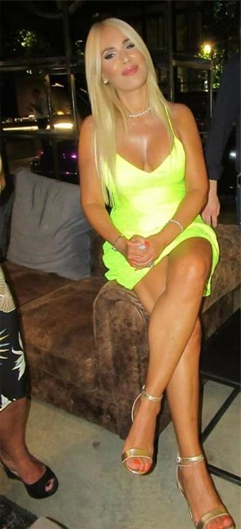 25P Italian blonde milf