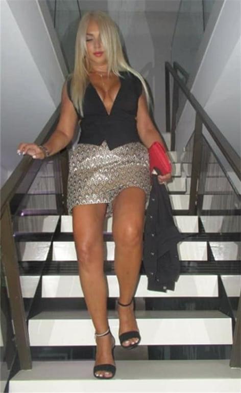 25P Italian blonde milf