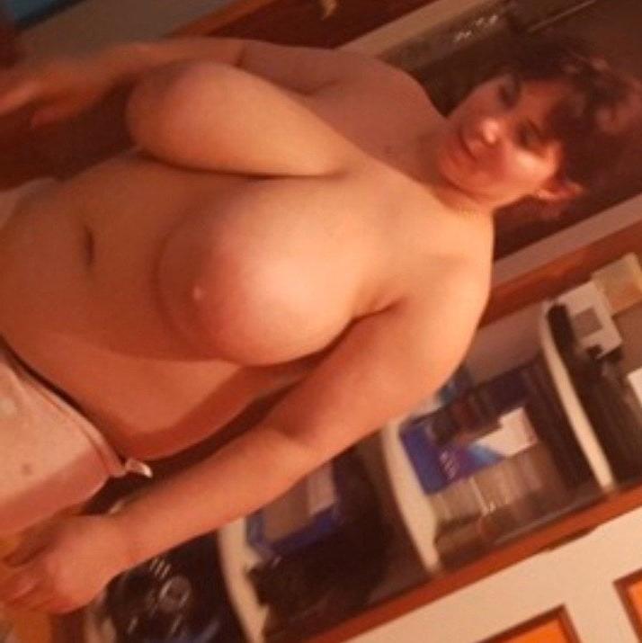 25P Italian sluts in bikini