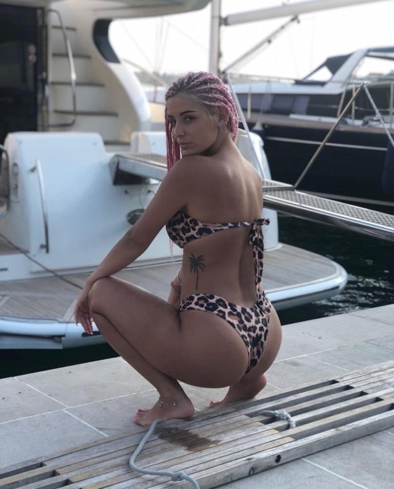 25P Italian sluts in bikini