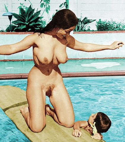 25P Naked people of vintage photos Vol. 17