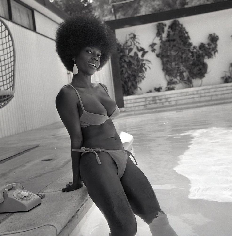 25P Vintage Ebony Beauties
