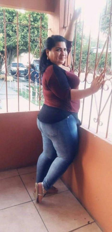 14P gorda culona pide