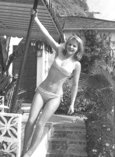 25P Ewa Aulin, vintage celebrity