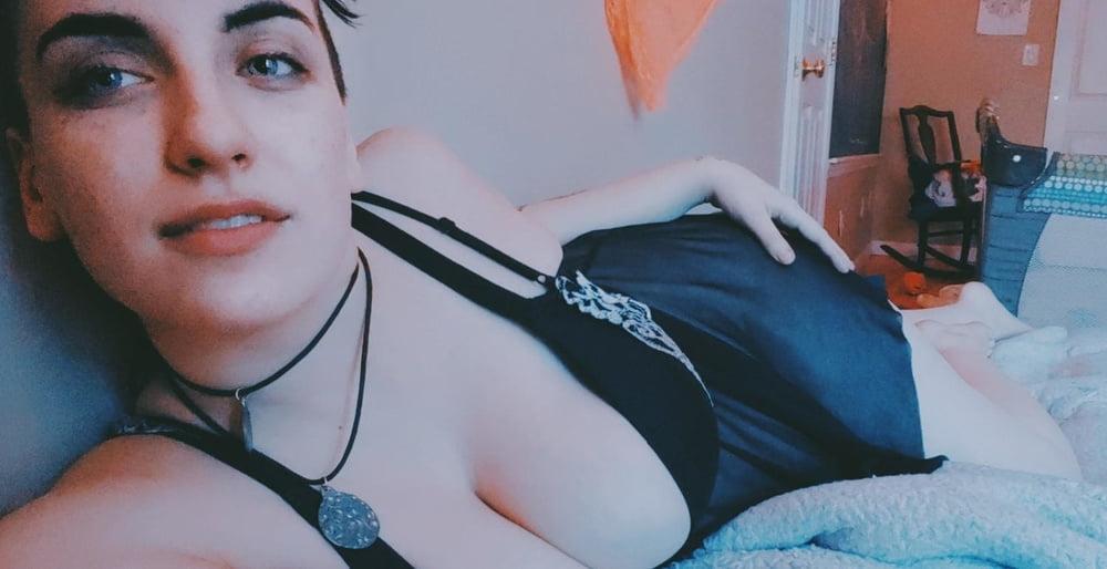 25P Pregnant bbw