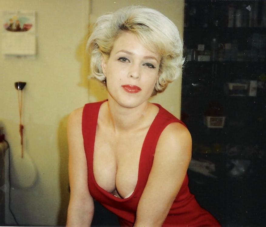 20P Red Lips 5 - Vintage