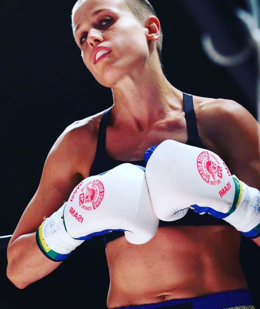 25P ILeana Valentino Italian Kickboxer