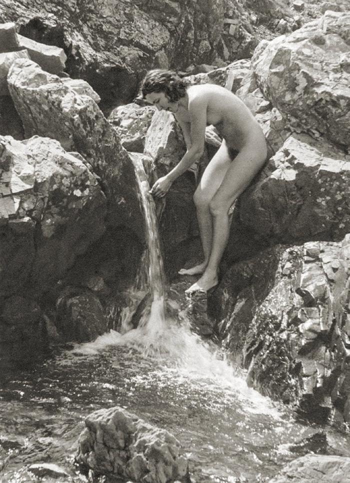 22P Naked people of vintage photos Vol. 15