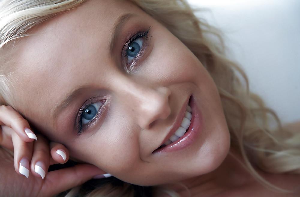 20P CUTE, YOUNG AND SO BEAUTIFUL 82