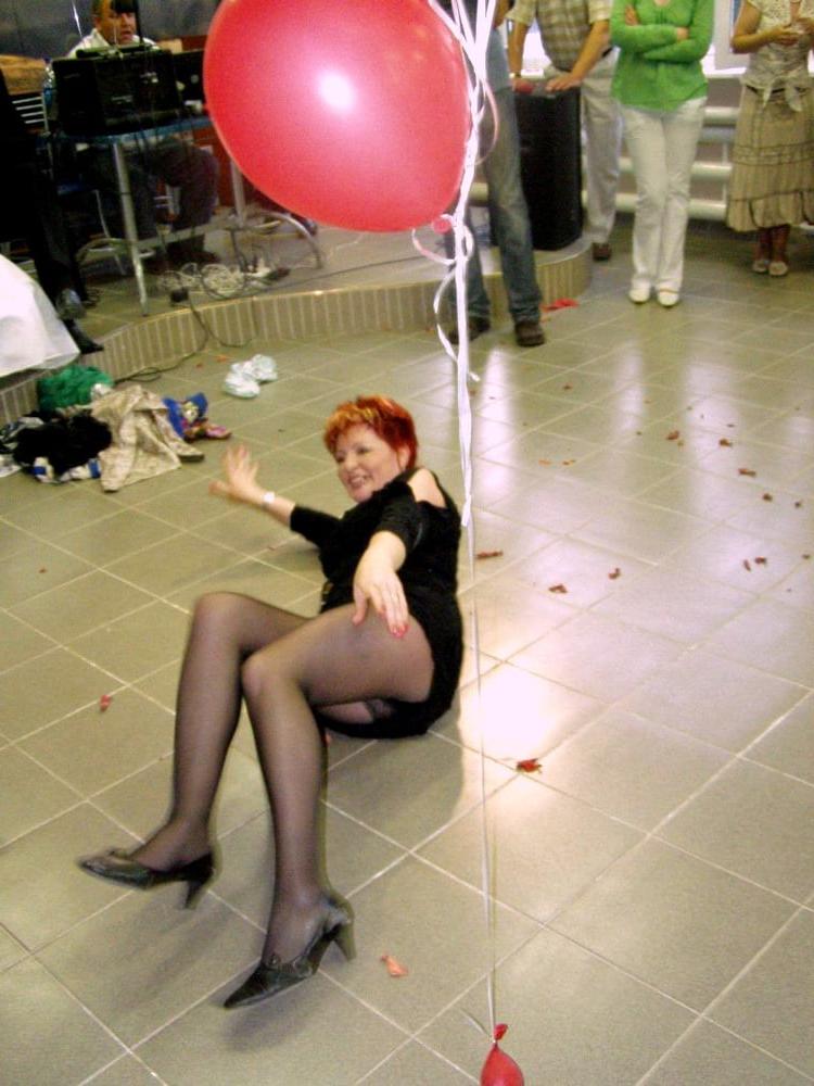 25P Granny's Humiliation