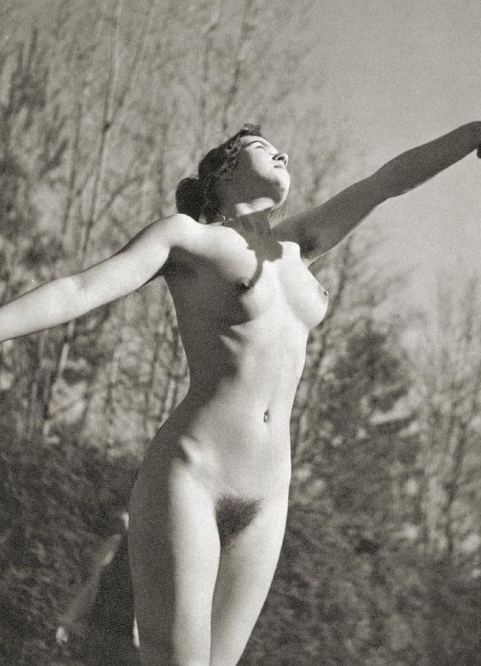 22P Naked people of vintage photos Vol. 14