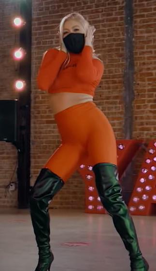 25P Slutty Dancer Pt.1