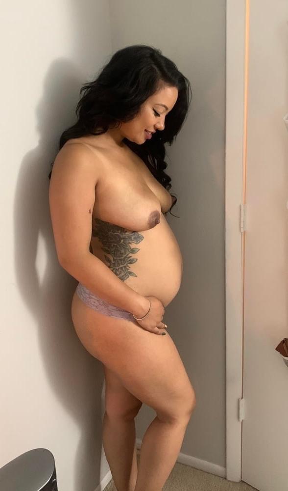 25P Pregnant and Still Sexy 170