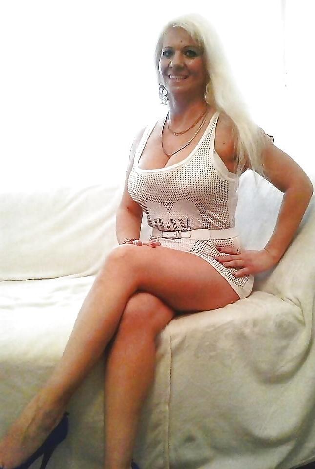 25P MATURES DRESSED LIKE SLUTS 49