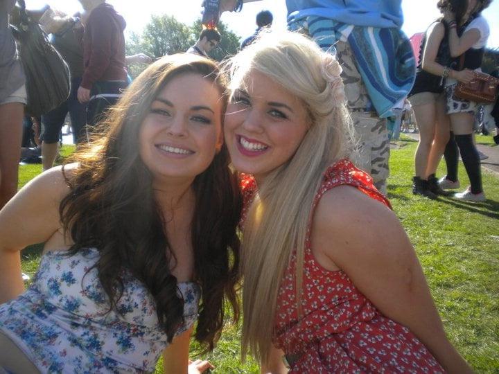 25P Irish Brunette