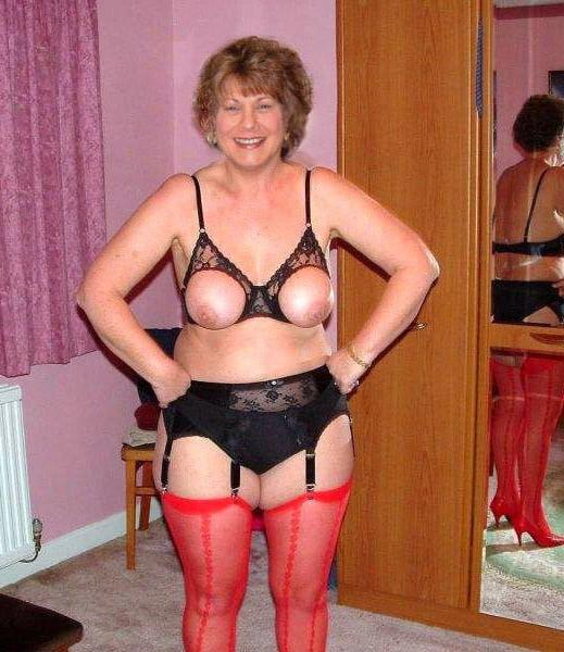 25P Old But Horny