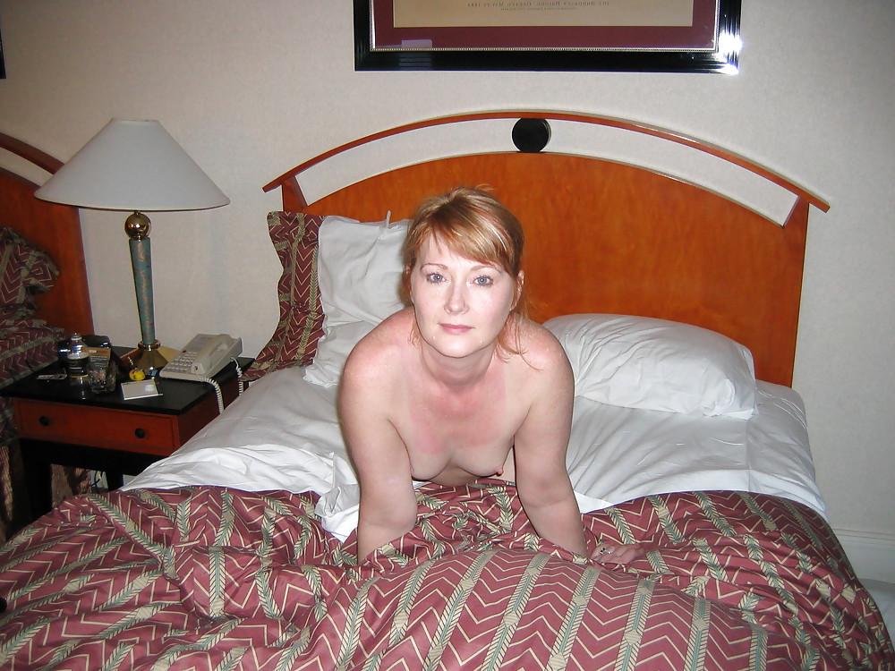 18P Reife blonde MILF