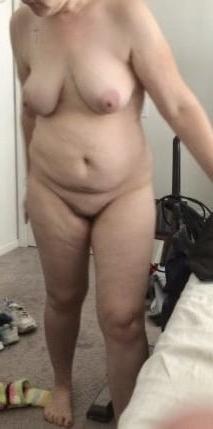 24P So many mature milfs 4