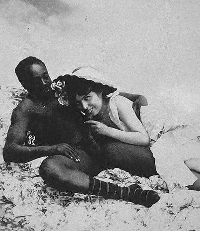 25P Vintage B&amp;W 9
