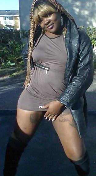 8P GHETTO CHICS