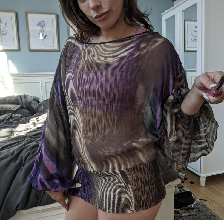 25P HOT PhD student at Yale University