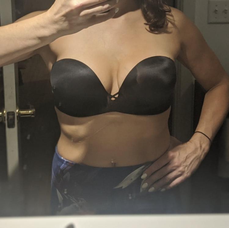 25P HOT PhD student at Yale University