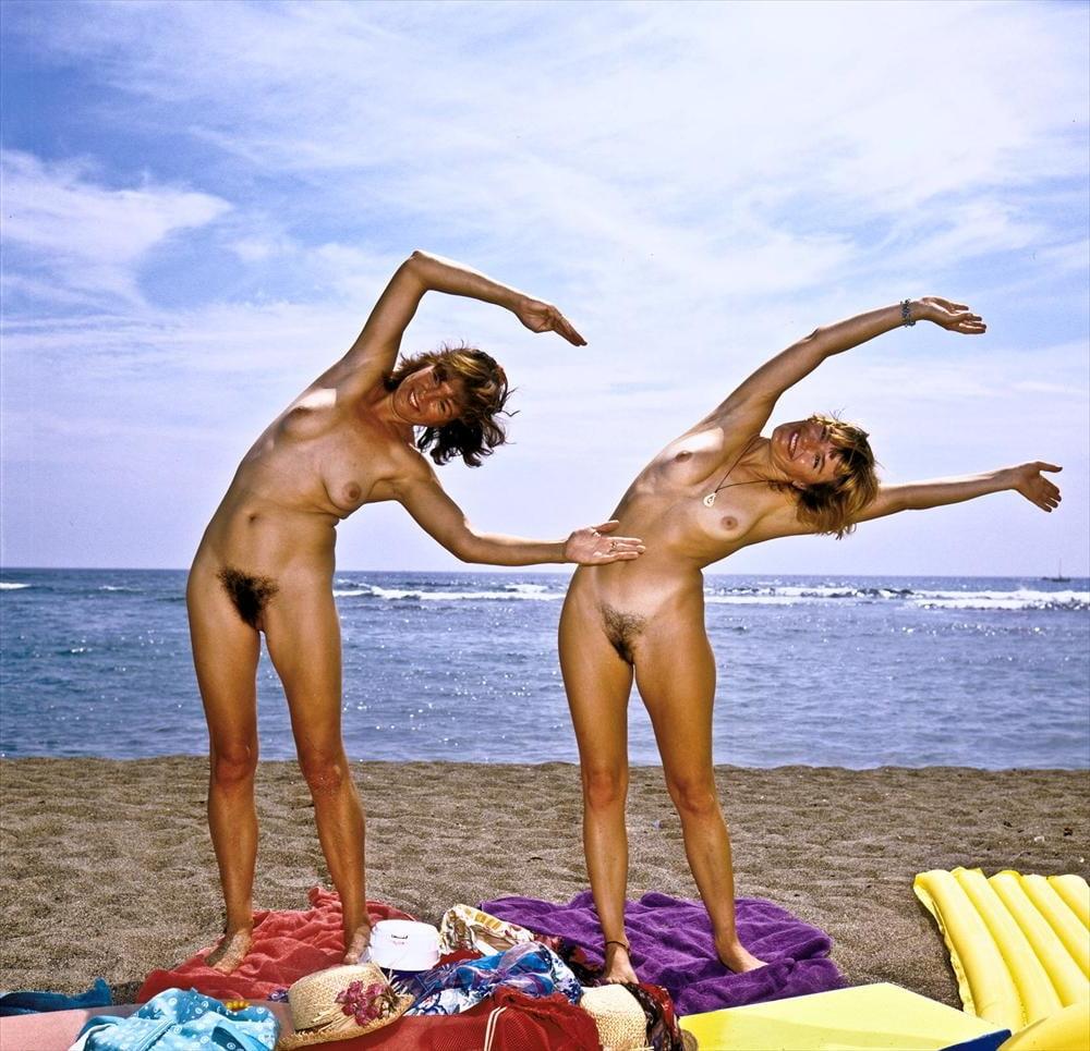 25P Vintage Nudists 35