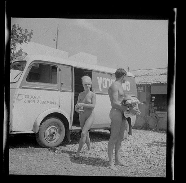 25P Vintage Nudists 35