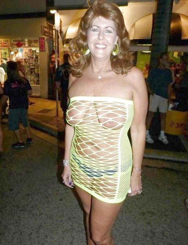 25P MATURES DRESSED LIKE SLUTS 48