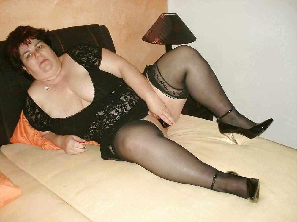 25P Mature brunette with big tits