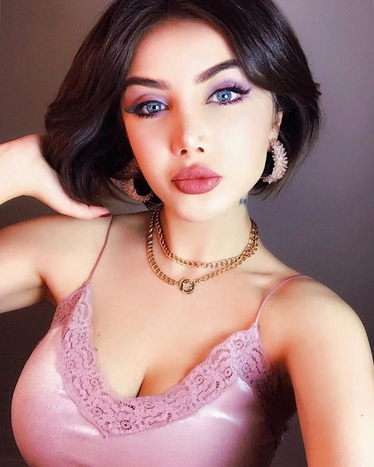 25P Persian Iranian Models - 1