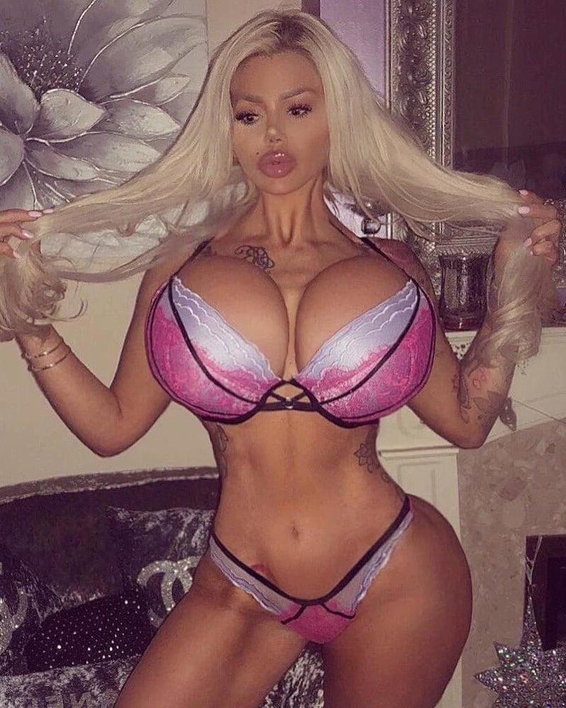 25P big bimbo tits