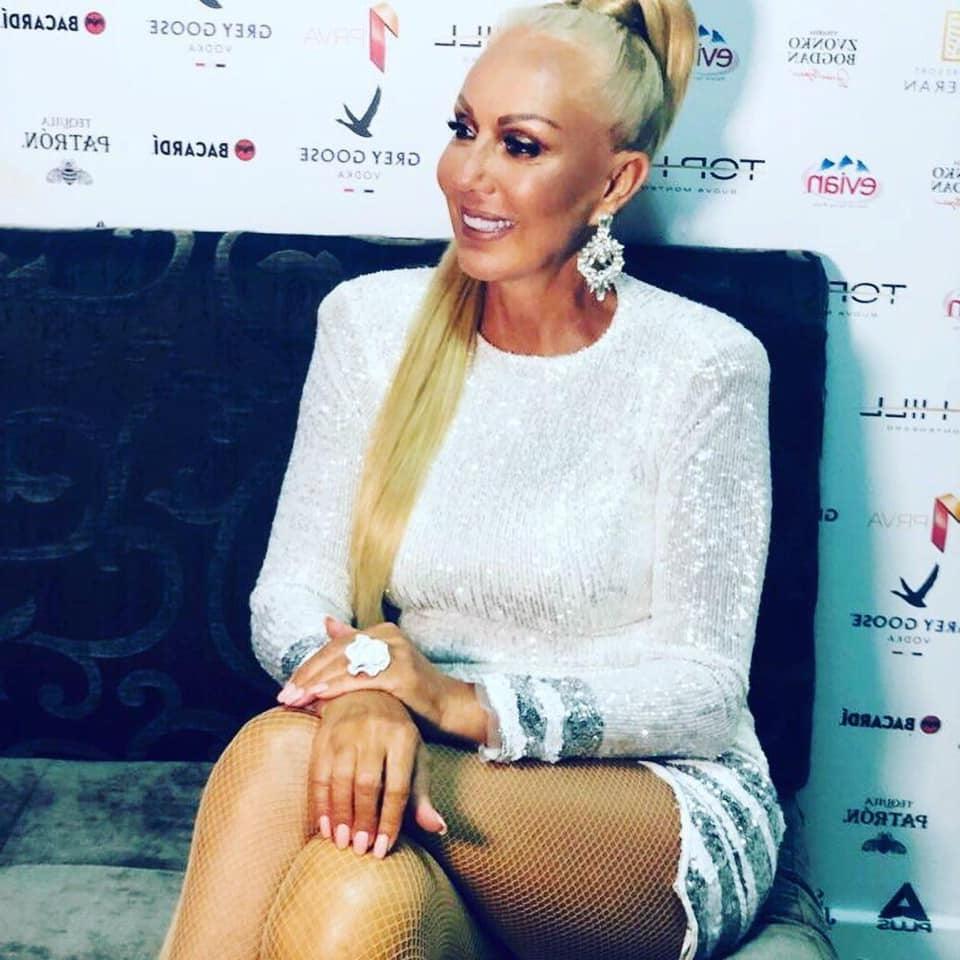 25P Bosnian Gilf Singer Lepa Brena