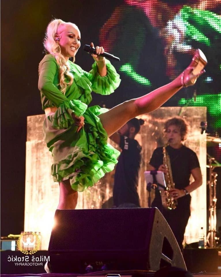 25P Bosnian Gilf Singer Lepa Brena