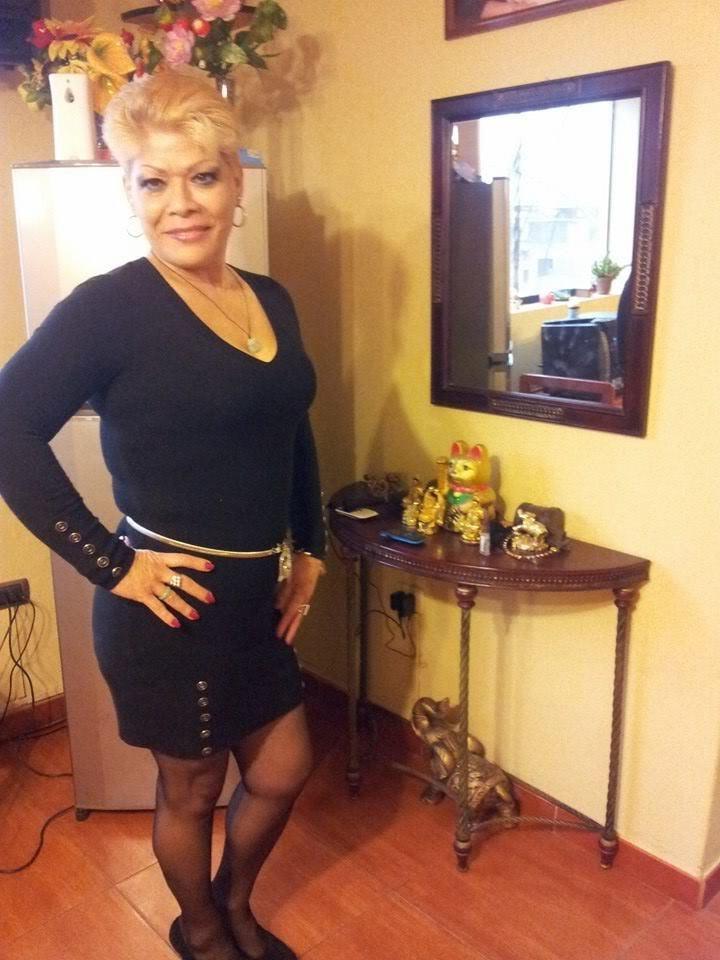 23P abuela bien rica