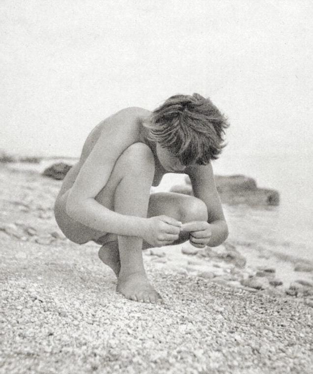 25P Naked people of vintage photos Vol. 10