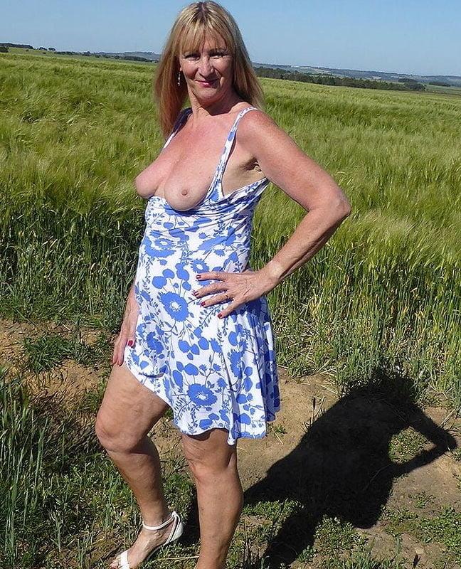 12P Tinder Gilf Dee