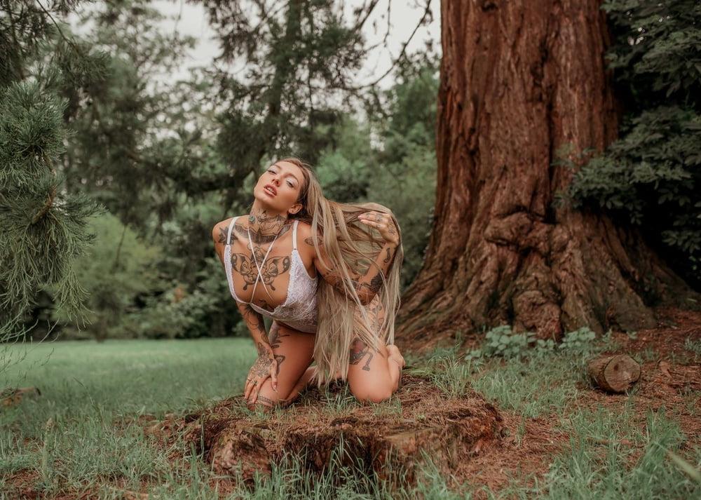 21P Tree Huggers 382