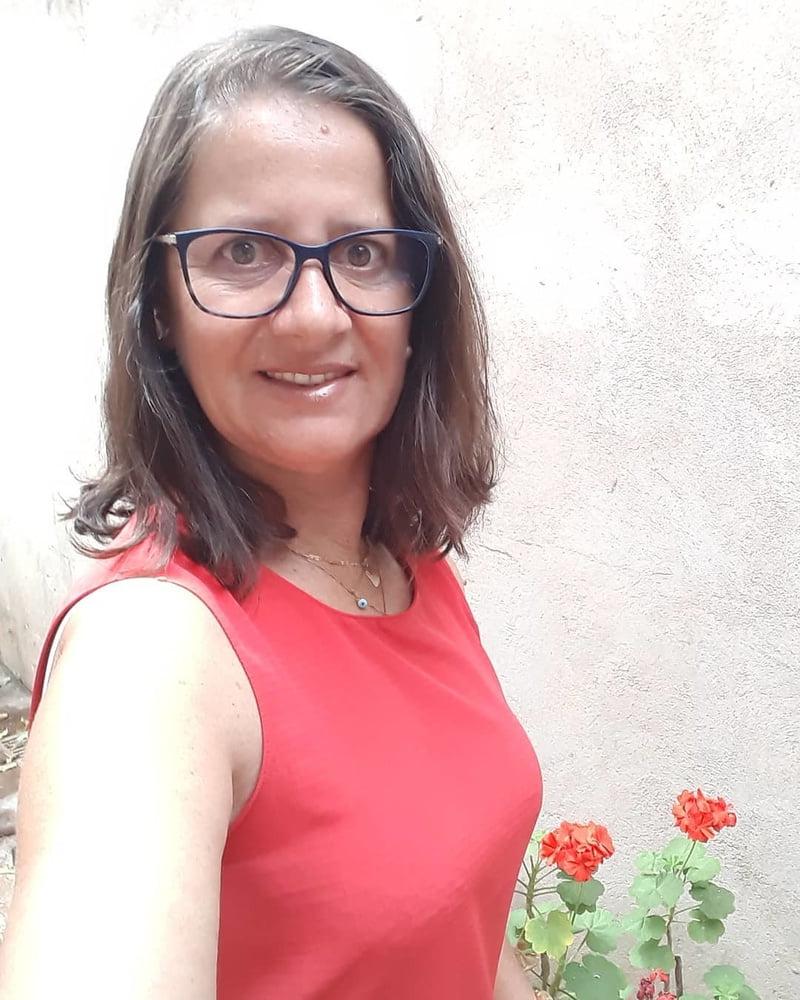 24P Simple and sexy gilf