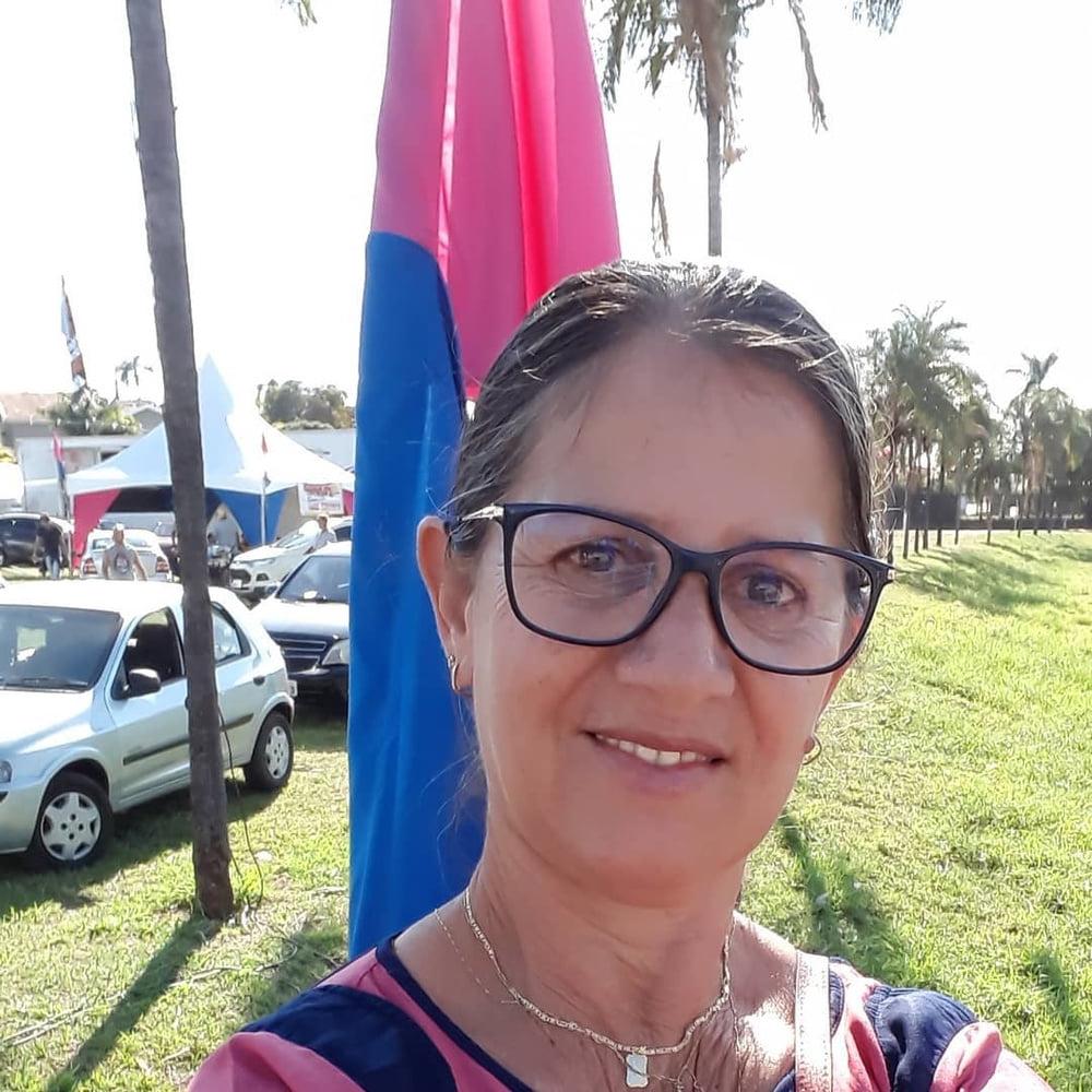 24P Simple and sexy gilf