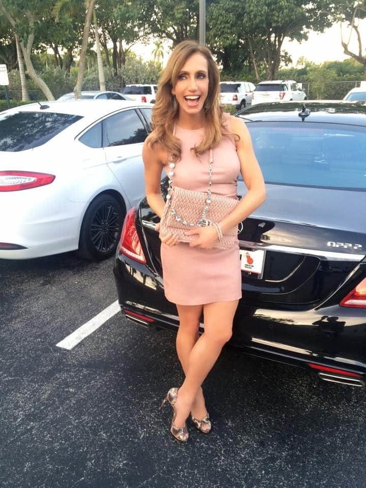 25P Celebrity Boobs - Lili Estefan