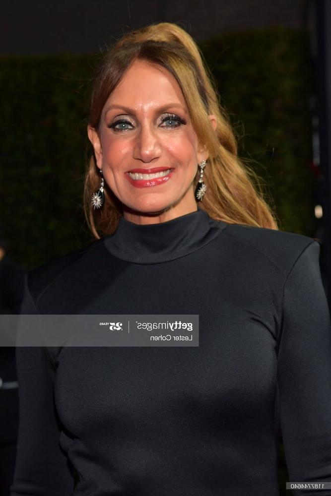 25P Celebrity Boobs - Lili Estefan