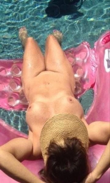25P Matures in the pool 3