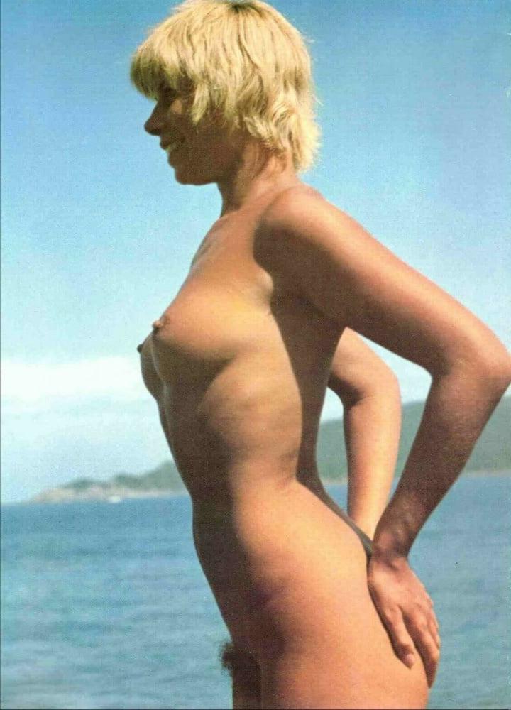 25P Naked Vintage Girls 67