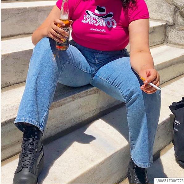 16P Smoking Hot Tinder Latina Ghetto Slut Cigarettes projects