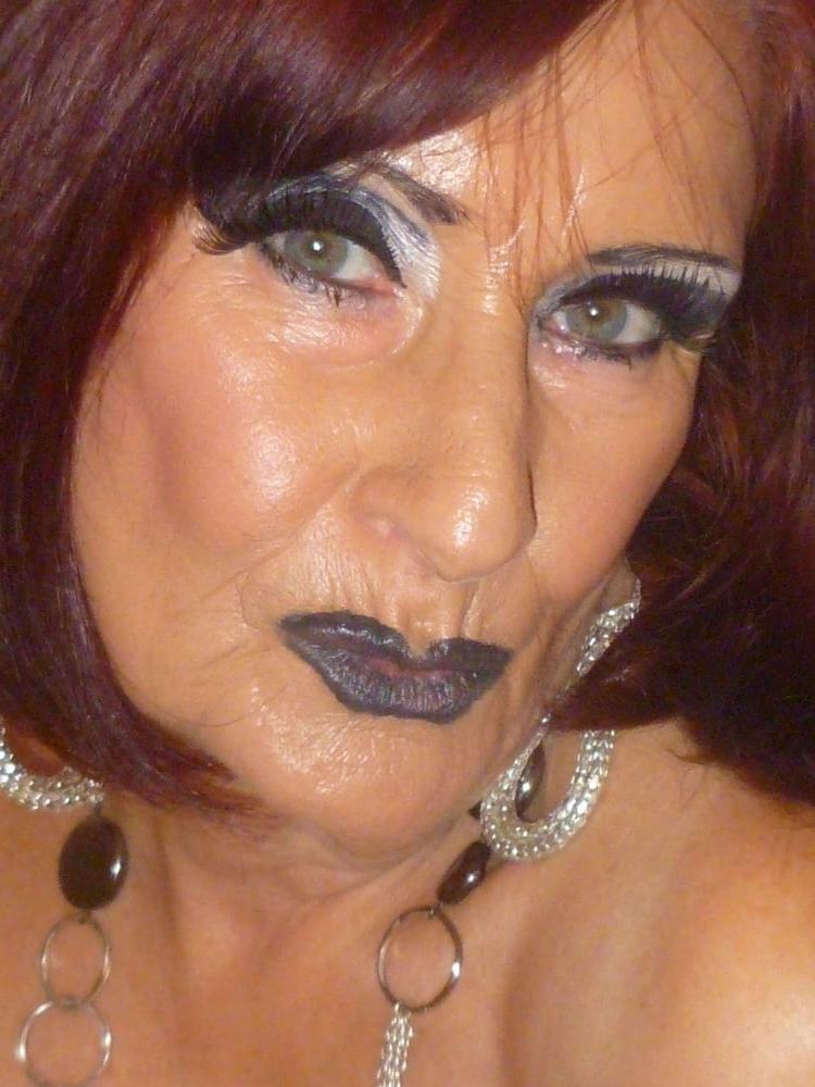 21P Evelyn UK GILF 6