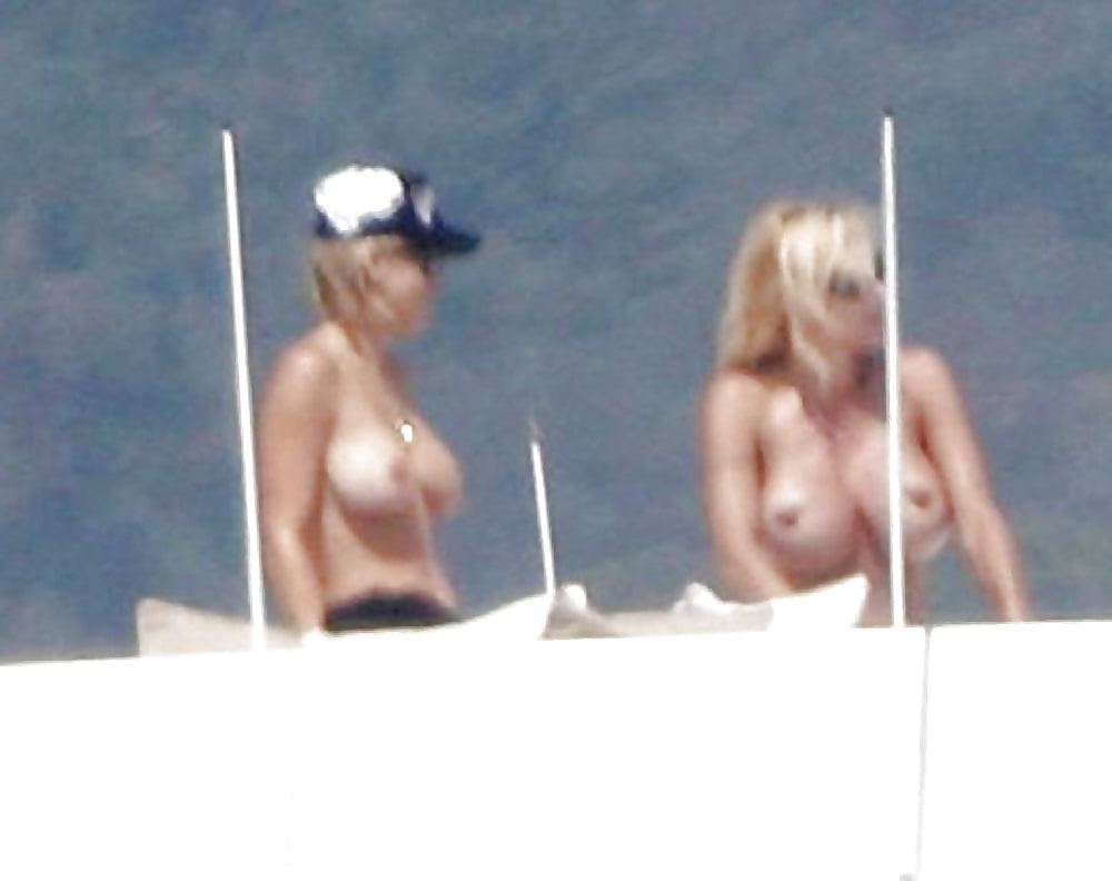 25P Celebrity ..  Pamela anderson nude pics
