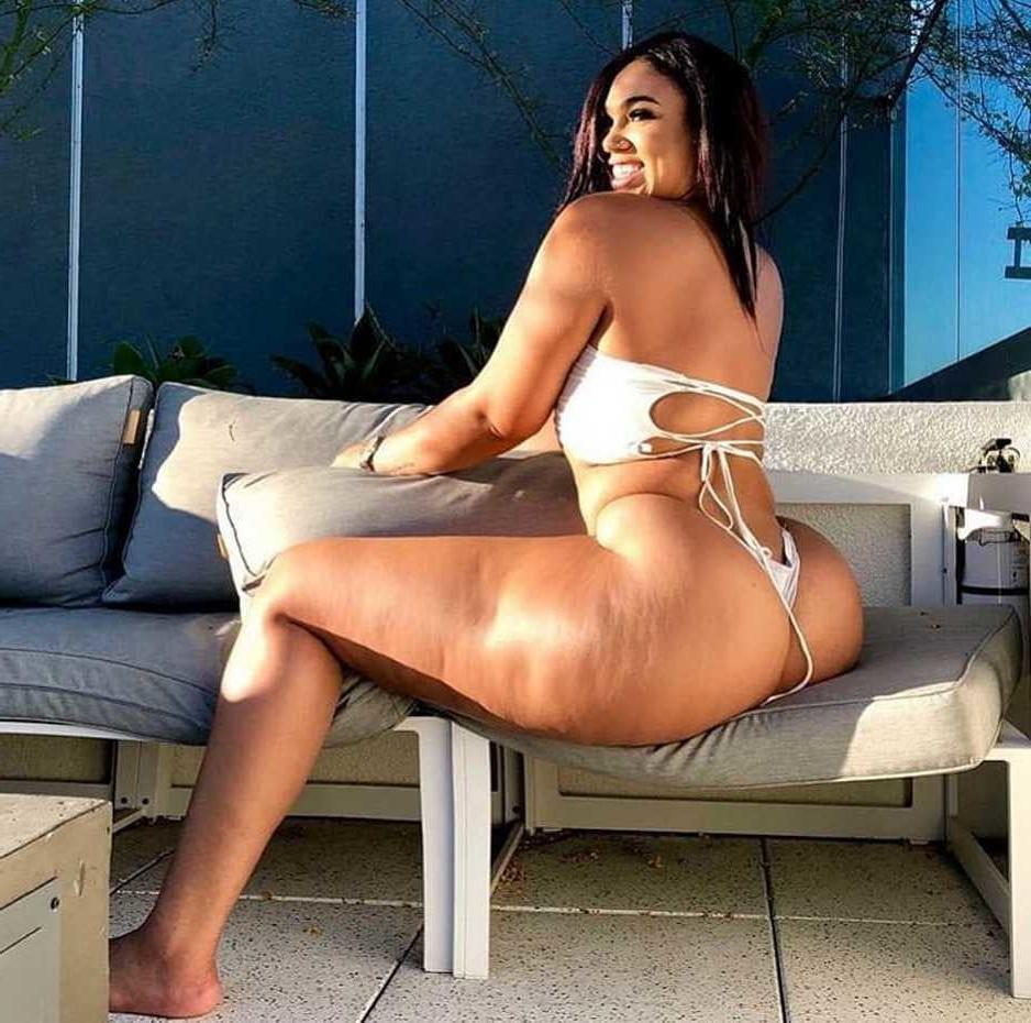 25P From MILF to GILF with Matures in between 400
