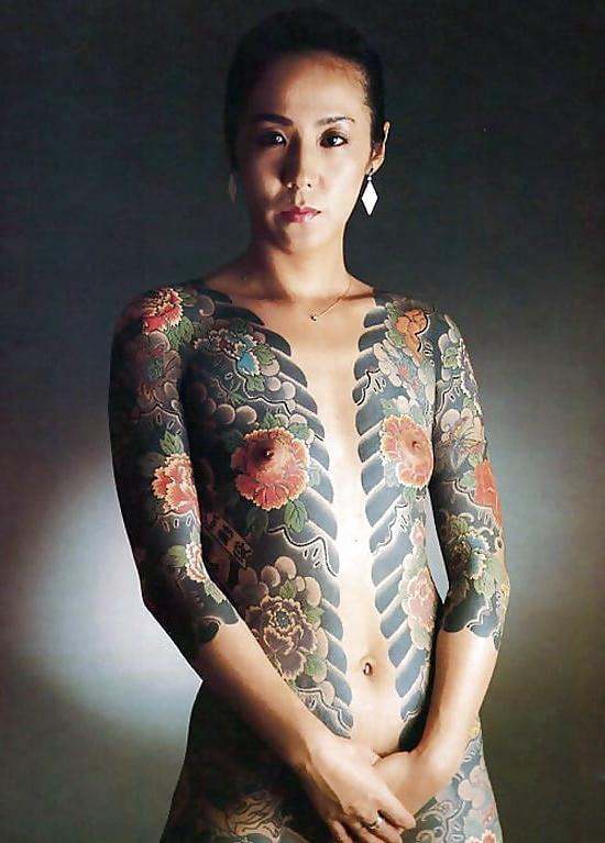 25P sexy tattoo women